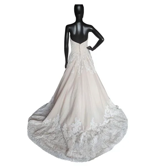 NWOT Blush/Ivory Lace Applique Ballgown Bridal Dress - Mori Lee - Picture 9 of 13